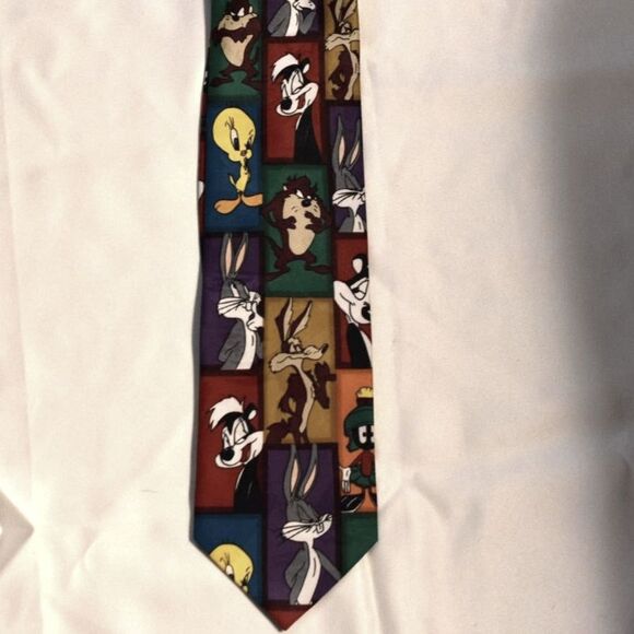 Vintage 1996 Looney Tunes Mania The Gangs All Here Character Silk Tie - Picture 2 of 4